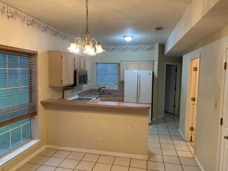 4104 Compton Ct, Irving, TX 75061 House Rental in Irving, TX