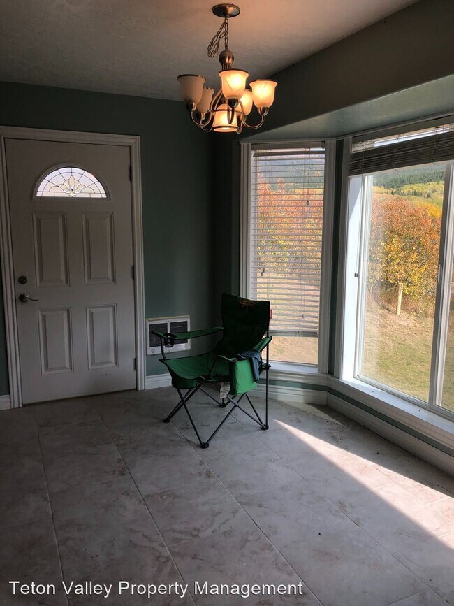 Foto del edificio - 4 br, 2 bath House - 1925 Alta North Road
