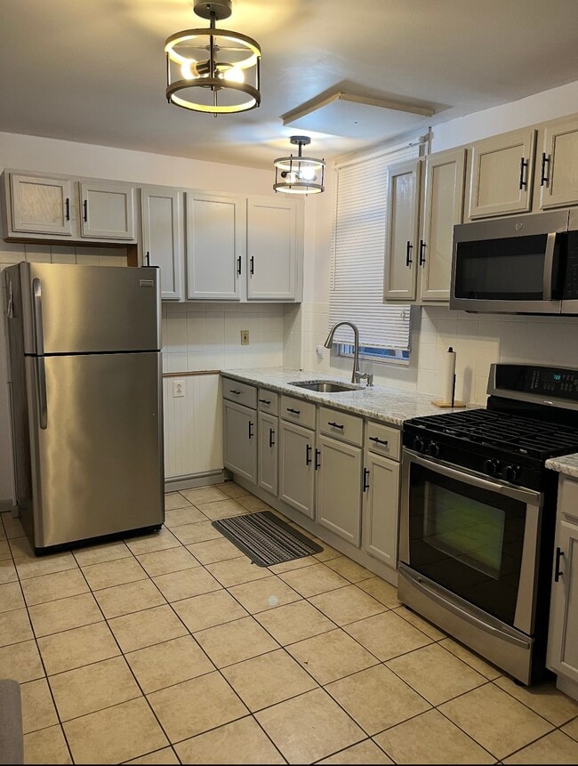 Foto del edificio - 128 W Chestnut St