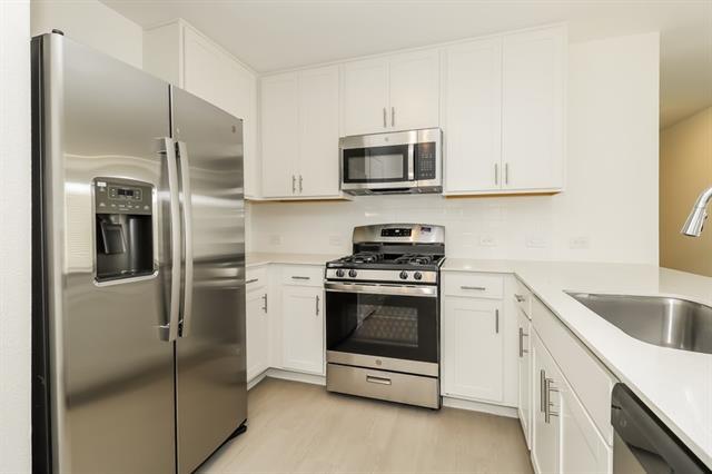 Foto del edificio - 2752 Mistwood Dr