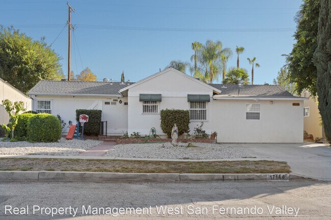 Foto del edificio - 4 br, 2 bath House - 17144 Burton St.