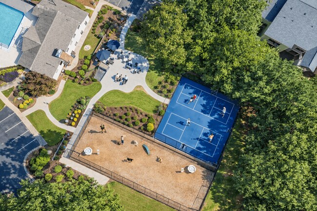 Foto del edificio - The Summit at Avent Ferry