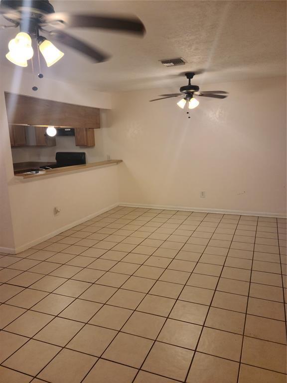 Building Photo - 13443 Castilian Dr