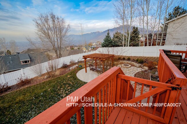 Building Photo - 457 E Parowan Way