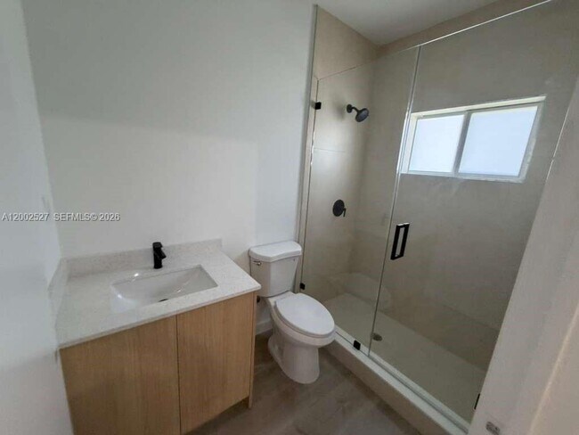 Foto del edificio - 831 SE 9th Ave