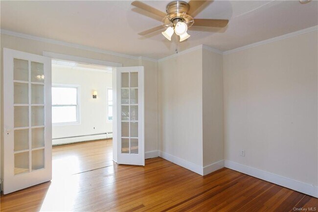 Building Photo - 44 Croton Ave