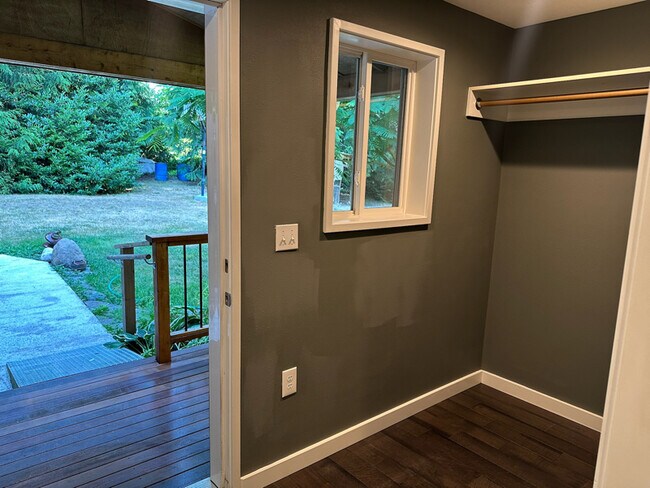 Foto del edificio - 21715 49th Ave SE