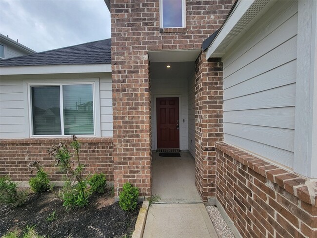 Building Photo - 31635 Brandon Ml Trl