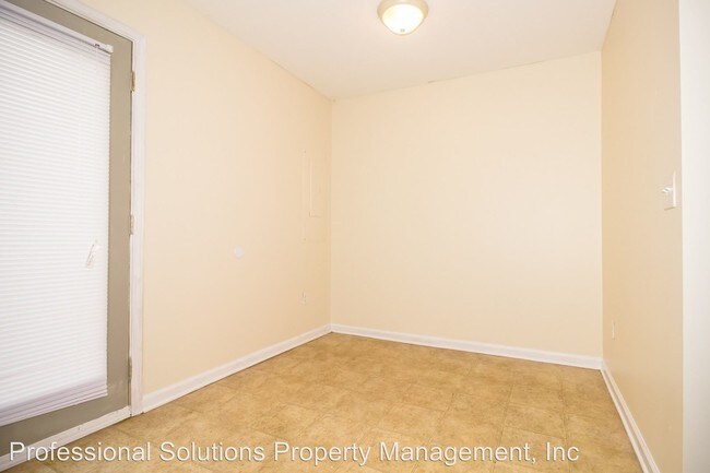 Building Photo - 3 br, 2.5 bath House - 1419 Westwood Drive