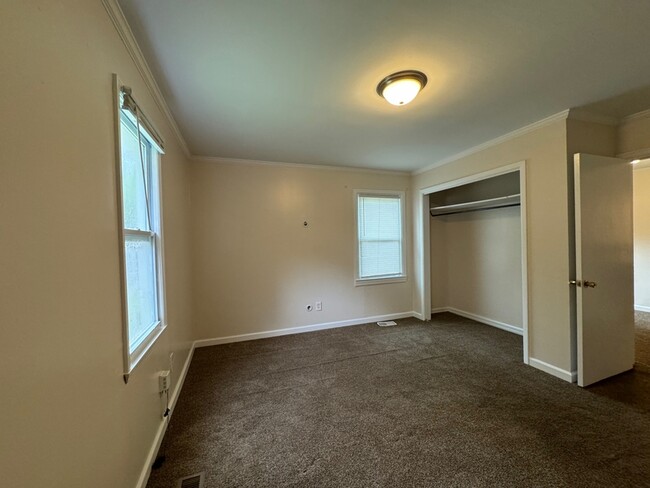 Foto del edificio - 1205 Broadus Ave SE