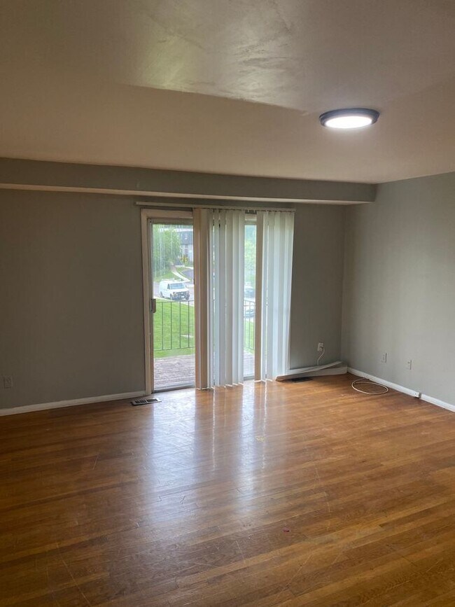 Foto del edificio - 1110 N Warwick Ave