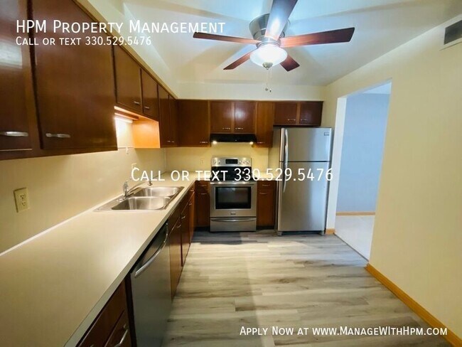 Foto del edificio - 7165 Starcliff Ave NW