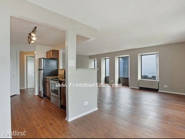 Primary Photo - 645 N McClurg Ct