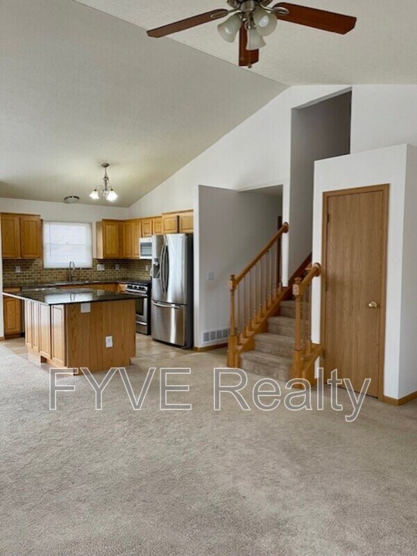 Building Photo - 8577 Portwood Ln