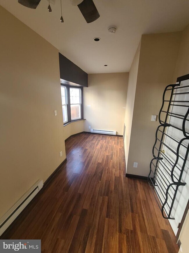 Foto del edificio - 3 N 50th St