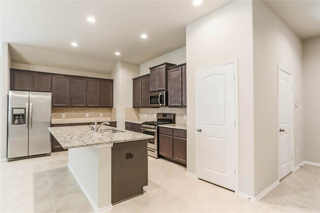 Foto del edificio - 23822 Piedmont Forest Dr