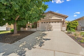 Building Photo - 312 Lone Spur Dr