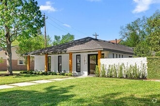 Building Photo - 2506 Briarbrook Dr