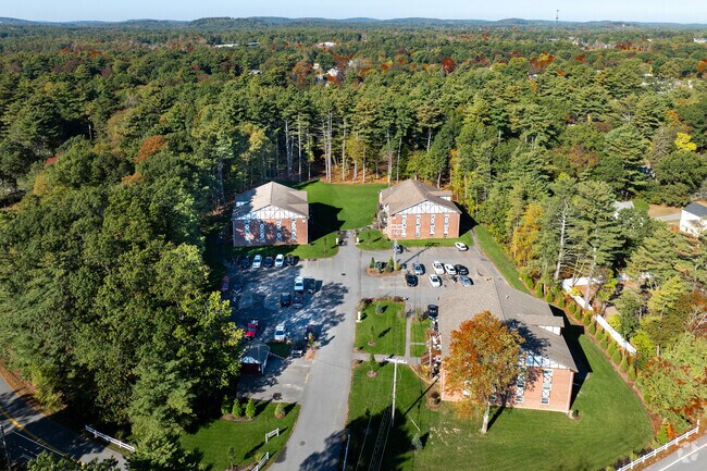 Foto aérea - Tudor Crest Estates
