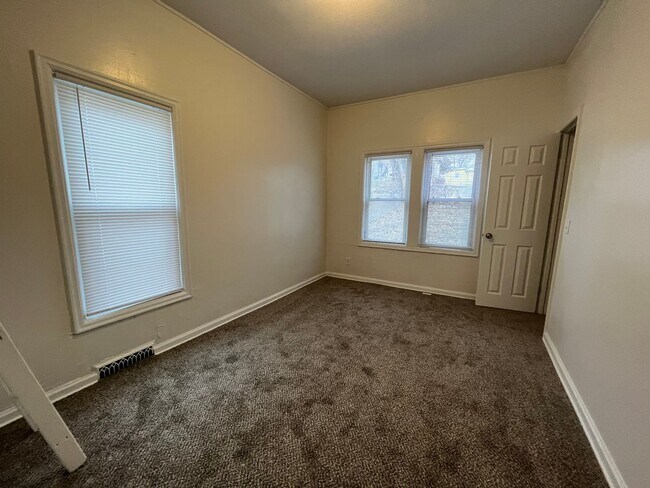 Foto del edificio - Cute 2 Bedroom Cottage!