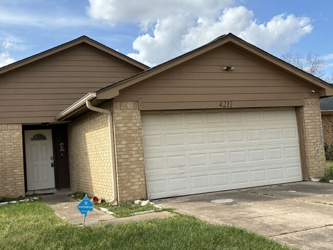 Photo - For Lease | 3 Bed, 2 Bath | 1,448 Sq Ft | Cypress Meadow Community | House