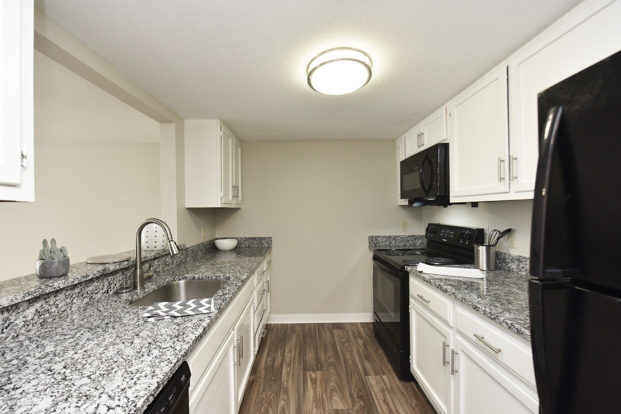 Palmer Apartments in Knoxville, TN