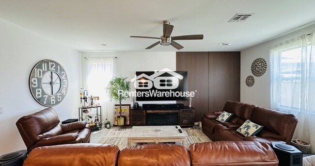 Building Photo - 5621 W Rainwater Dr