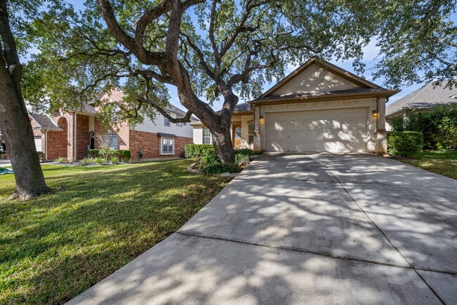 Building Photo - 1115 Willow Knoll