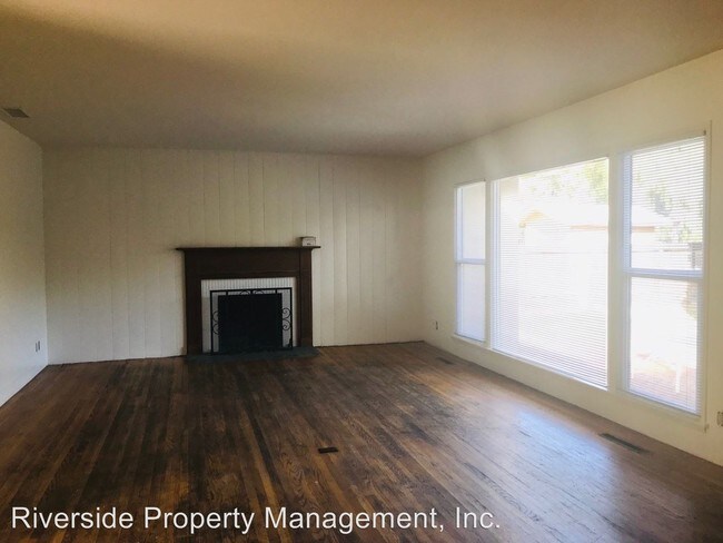 Building Photo - 4 br, 2 bath House - 1953 Prince Albert Dr