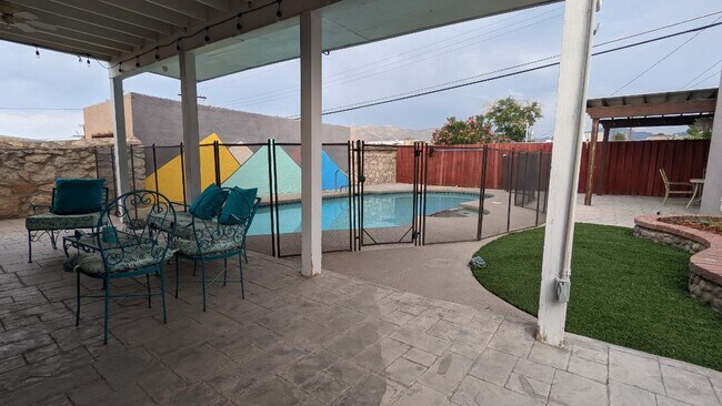 Foto del edificio - 5113 Raymond Jays Rd