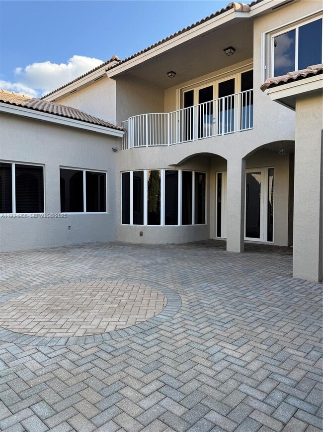 Building Photo - 2239 SE 19th Ave