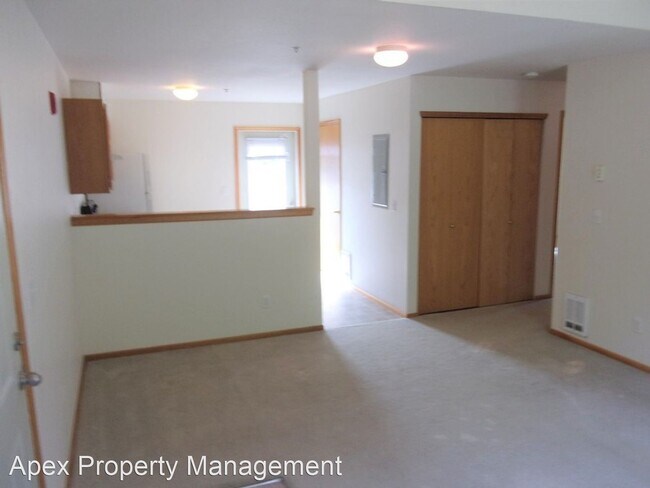 Foto del edificio - 2 br, 1.5 bath Apartment - 250 32ND STREET