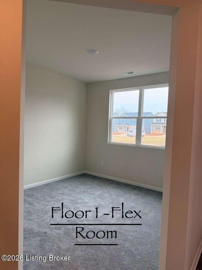 Foto del edificio - 2019 Lyndon Green Cir