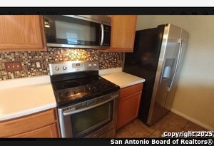 Foto del edificio - 14235 Rosy Finch