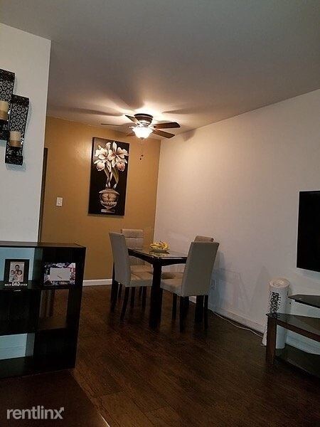 Foto del edificio - 2966 Clarendon Ave