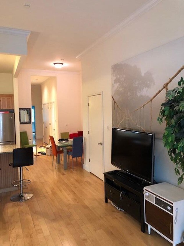 Primary Photo - 132 West 23rd Street