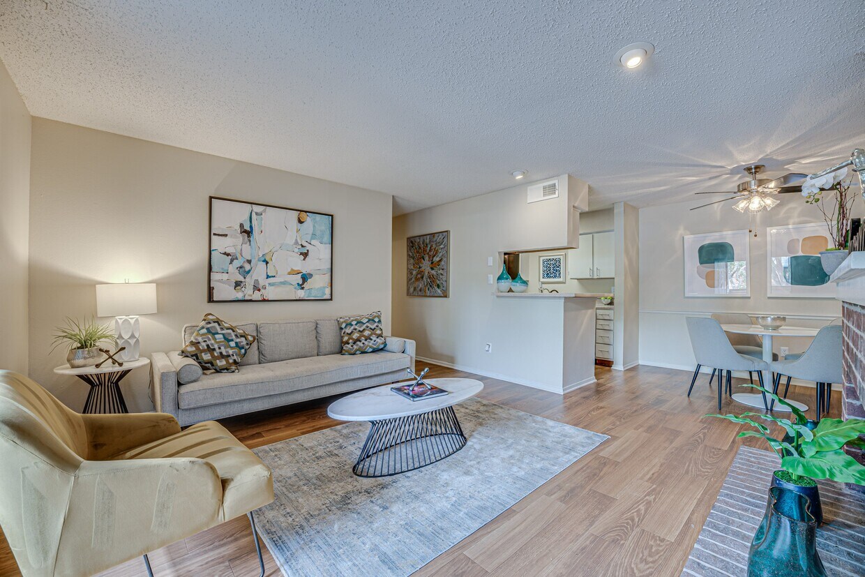 Foto principal - Indian Creek Apartments