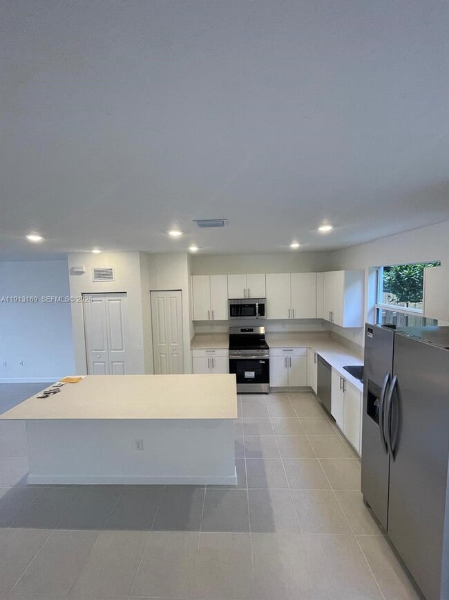 Foto del edificio - 1076 SE 2nd St