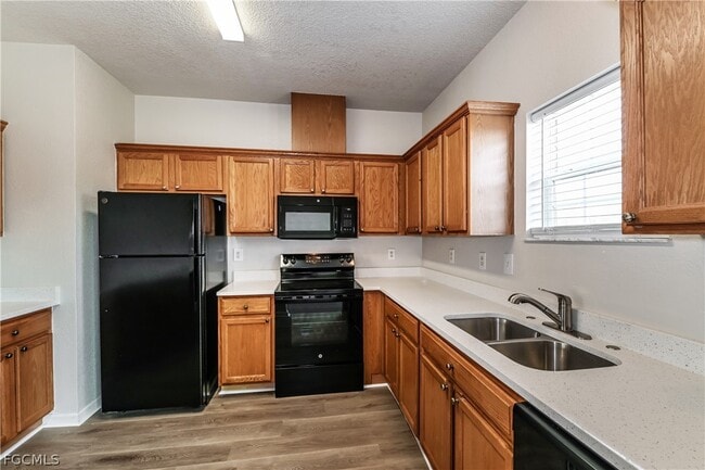 Building Photo - 4318 9th St W