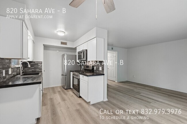 Foto del edificio - 820 Sahara Ave