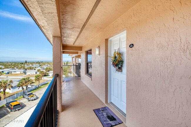 Foto del edificio - 2390 Ocean Shore Blvd