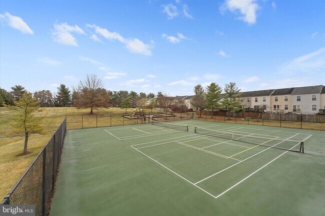 Photo - 9228 Acer Ln Townhome