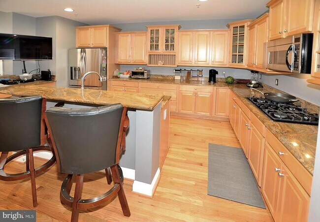 Foto del edificio - 2058 Beacon Heights Dr