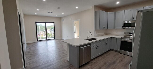 Foto del edificio - 3801 Davie Blvd