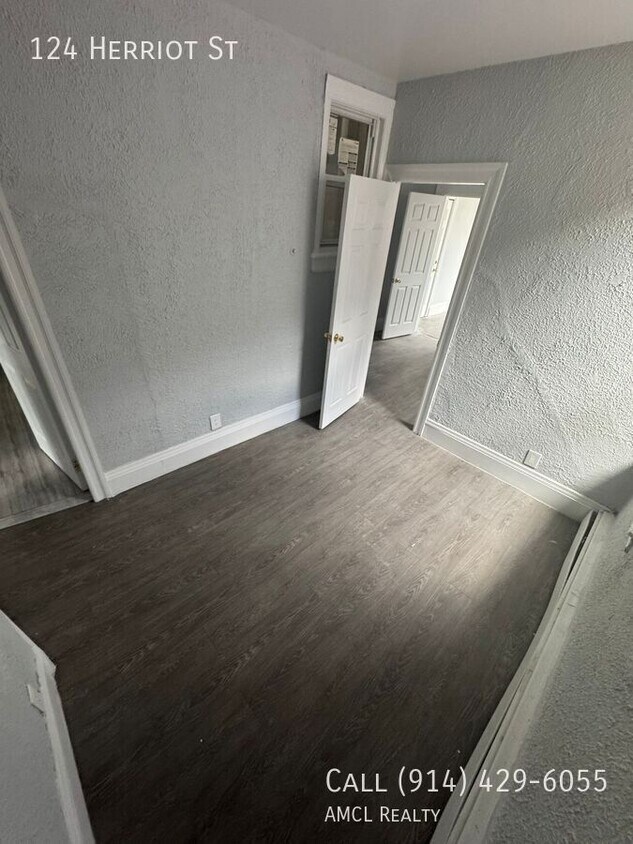 Foto principal - 124 Herriot St