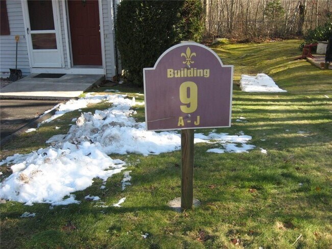 Foto del edificio - 9 Apache Dr