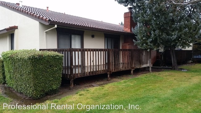 Foto del edificio - 167 Vineyard Cir