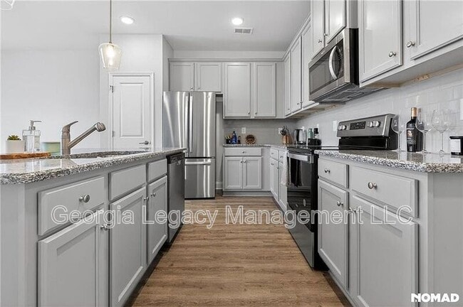 Foto del edificio - 110 Greenview Ct
