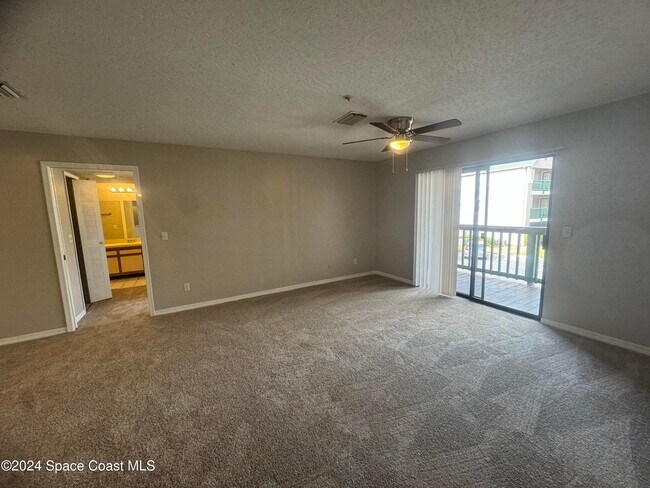 Building Photo - 7667 N Wickham Rd