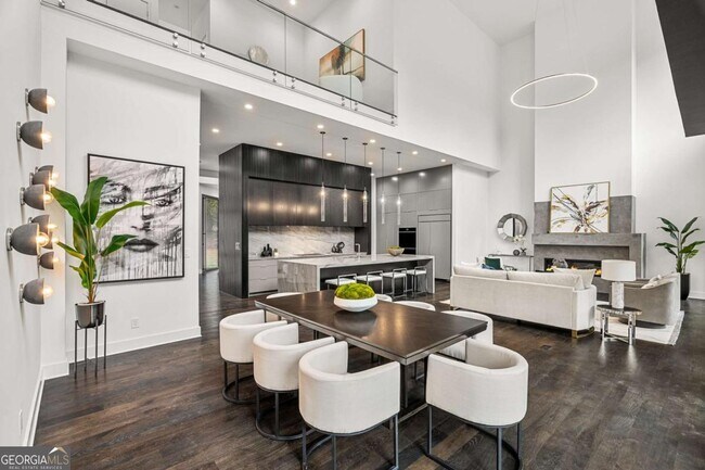 Foto del edificio - 19 Spruell Springs Rd
